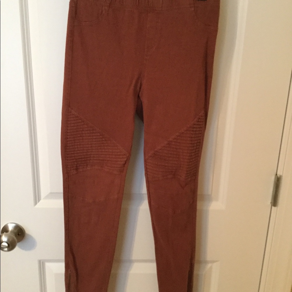 Rust skinny/legging pants